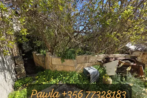 6 Bedroom Town House For Sale in Rabat