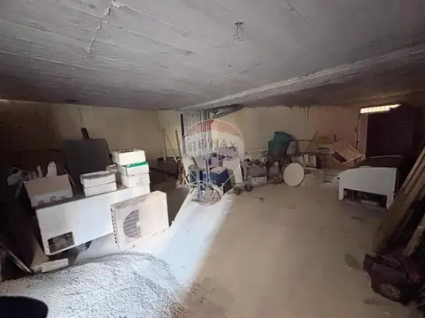 Garage (Residential) for sale in Gozo - Marsalforn