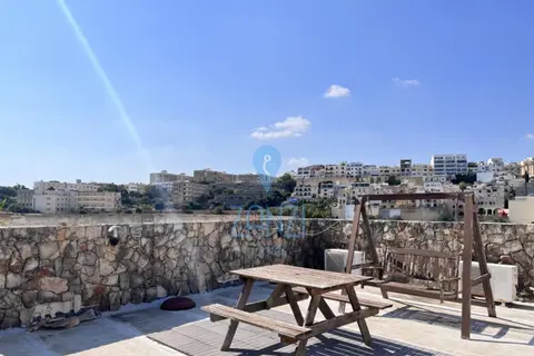 3 Bedroom Maisonette For Sale in Swieqi