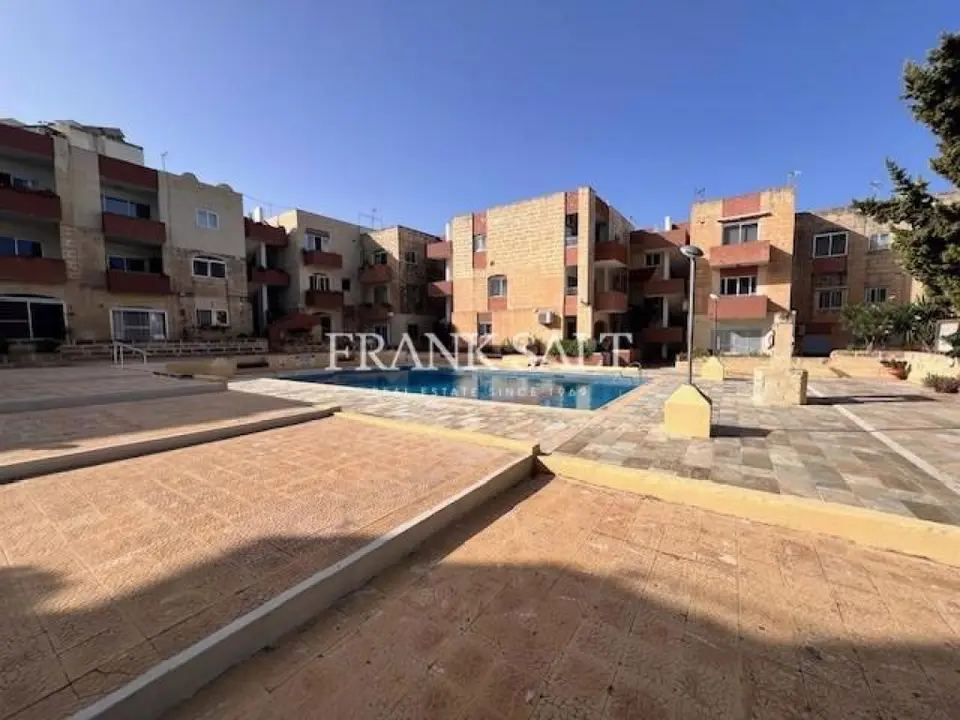 Qawra, Apartment