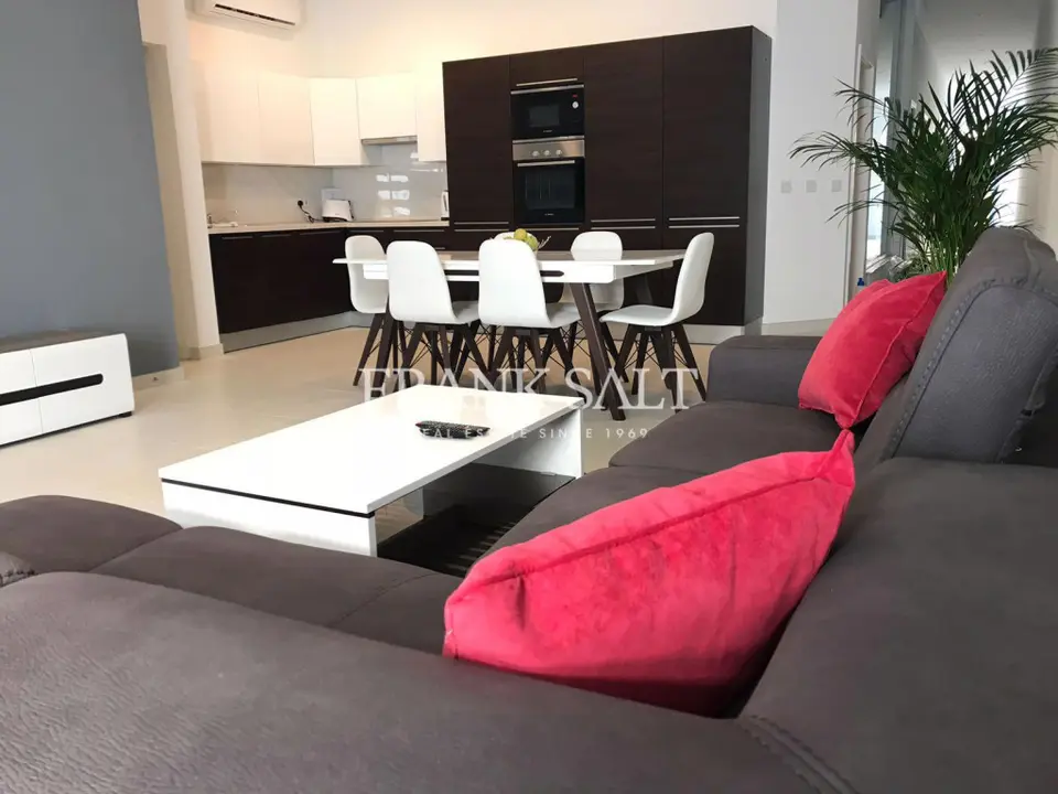 Tal-Ibrag, Furnished Maisonette