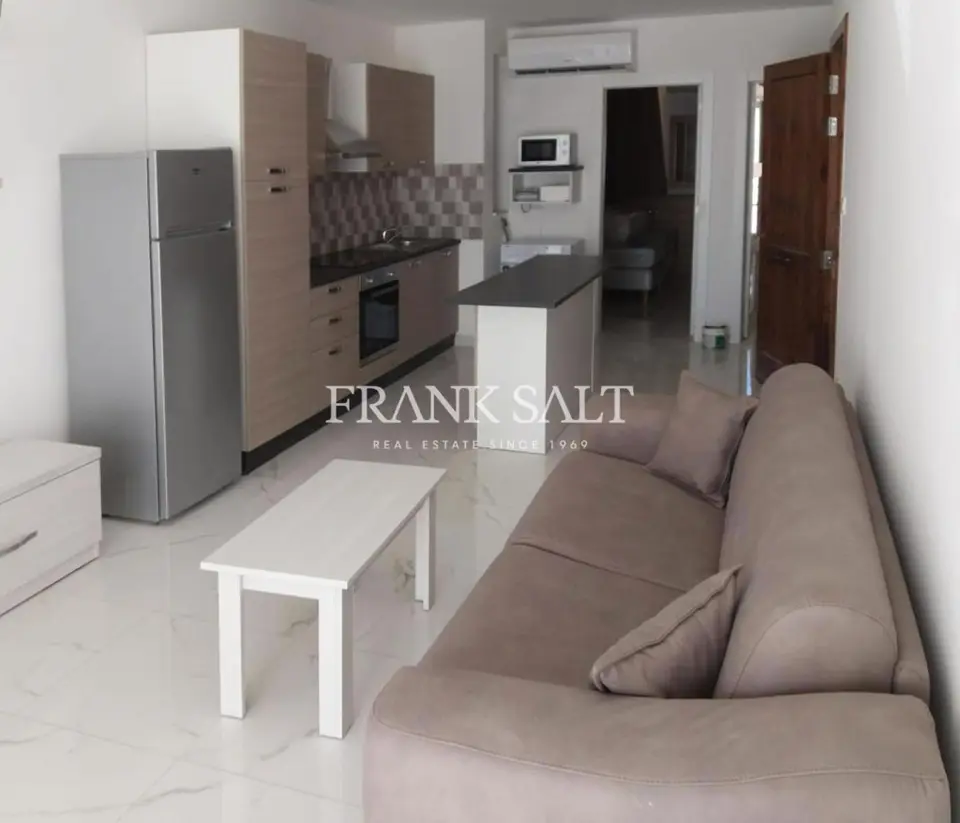 Gzira, Furnished Apartment