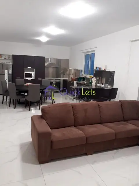 3 bedroom Maisonette to rent in Mellieha