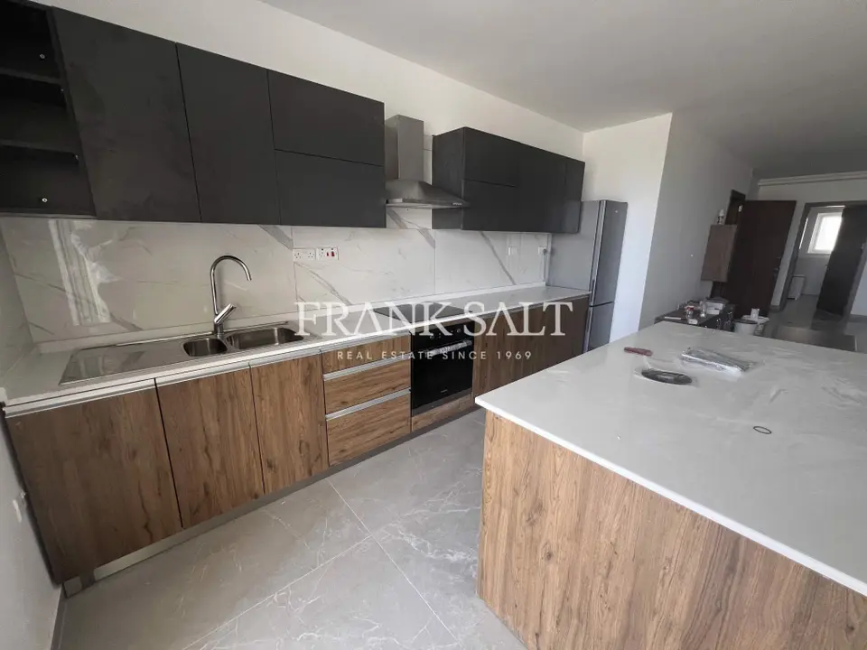 Fgura, Furnished Apartment