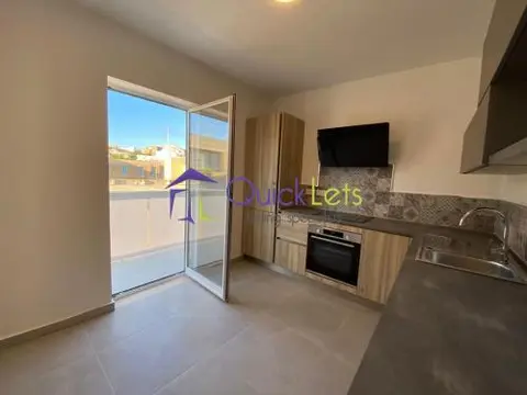 2 bedroom Apartment to rent in Gzira