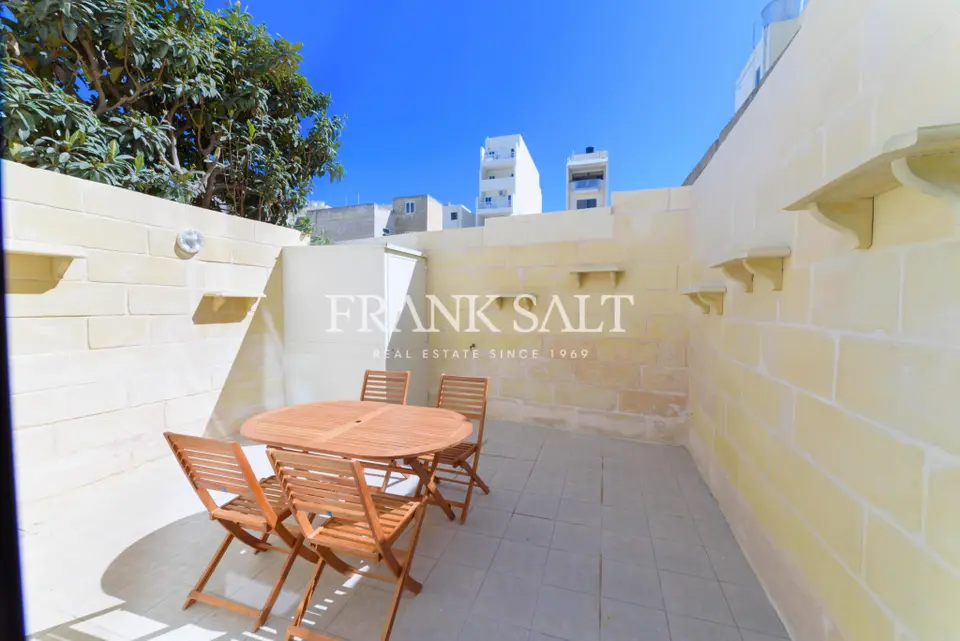 Bugibba, Furnished Maisonette