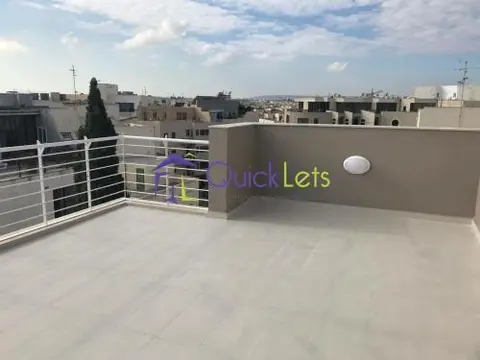 2 bedroom Penthouse to rent in Msida