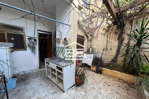 3 Bedroom Terraced House For Sale in Birzebbuga