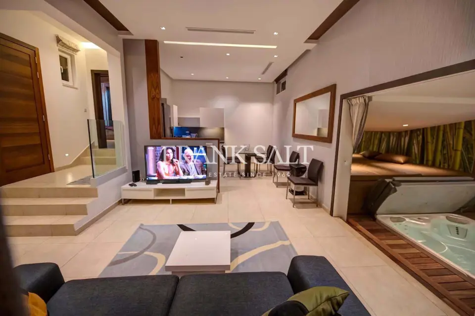 Tal-Ibrag, Furnished Maisonette
