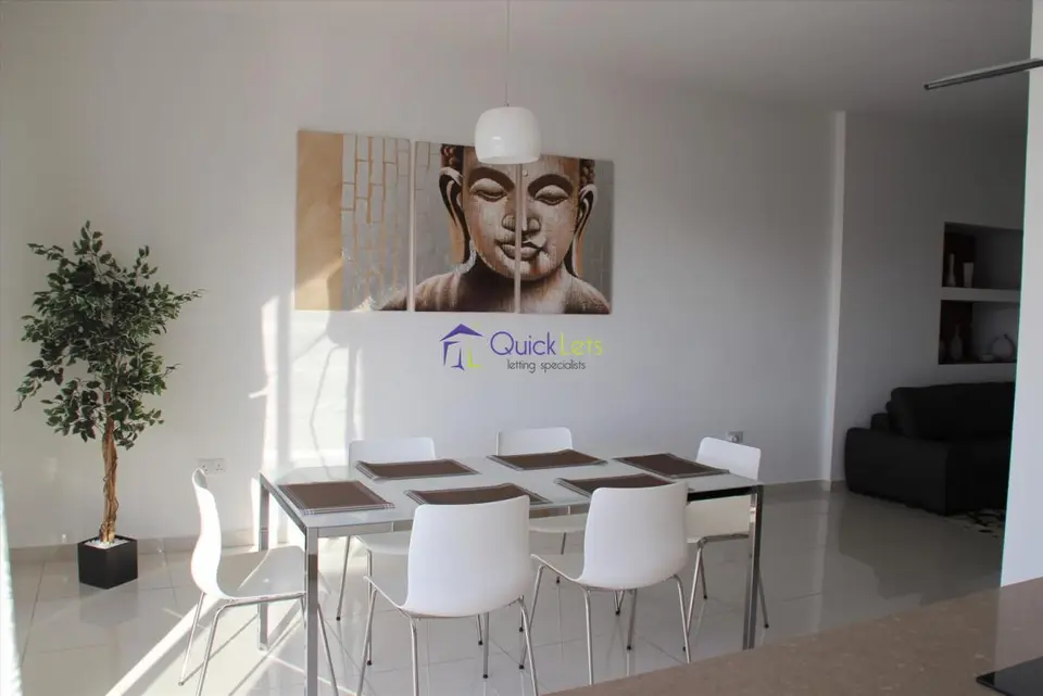 2 bedroom Apartment to rent in Marsaskala