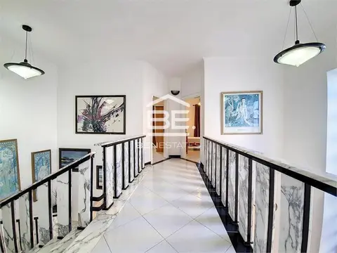 4 bedroom Townhouse to rent in Pembroke