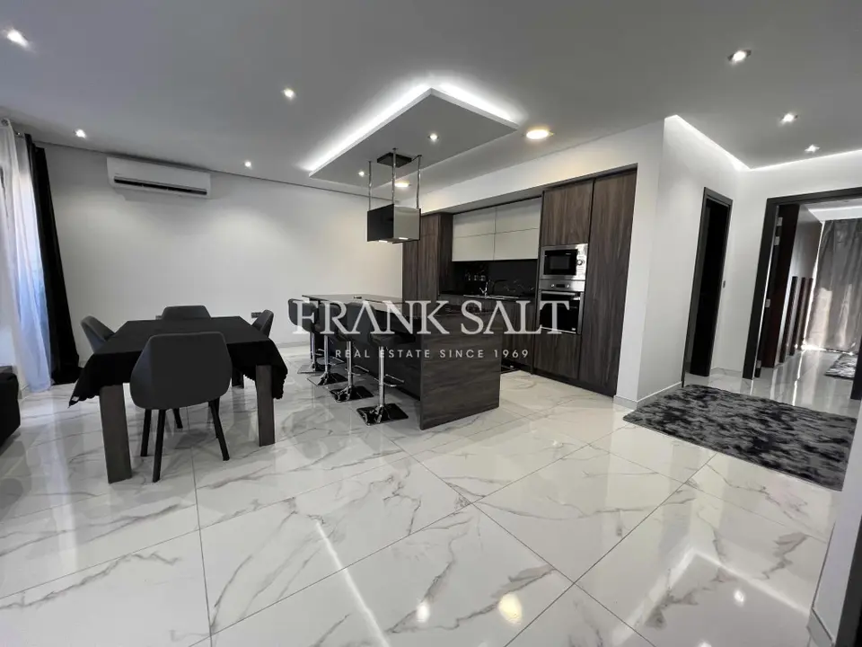 Sliema, Apartment