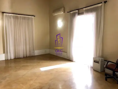 Office to rent in Valletta