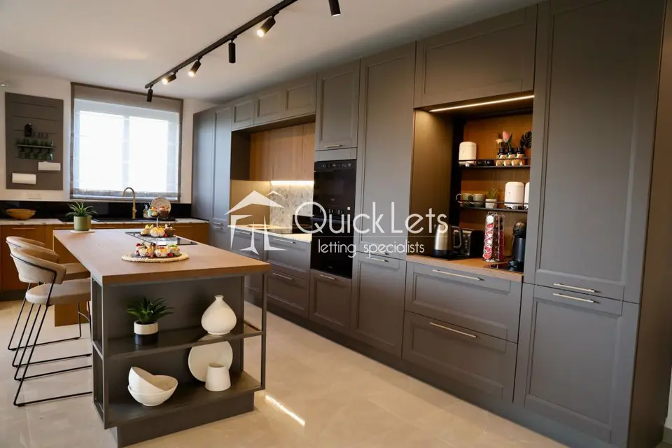 3 bedroom Apartment to rent in Marsaxlokk