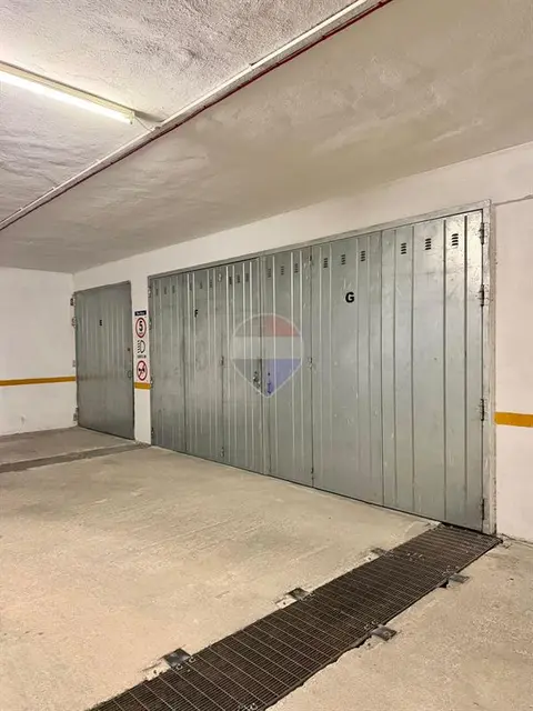 Garage (Residential) for sale in St Paul's Bay