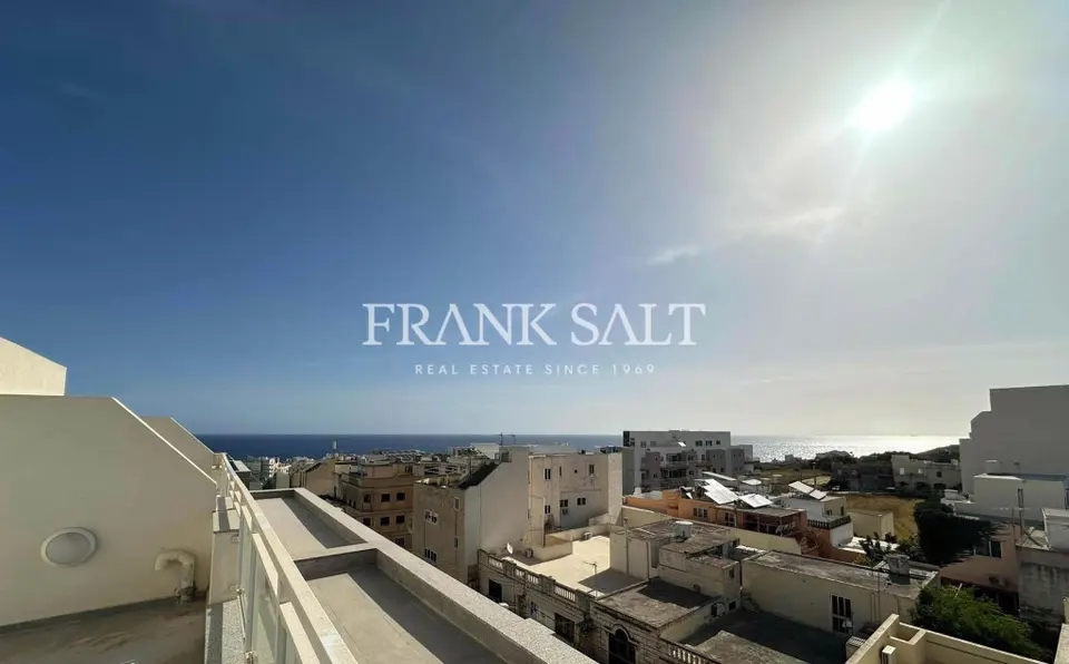 Xghajra, Furnished Penthouse
