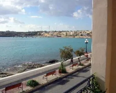2 bedroom Terraced House to rent in Birzebbuga