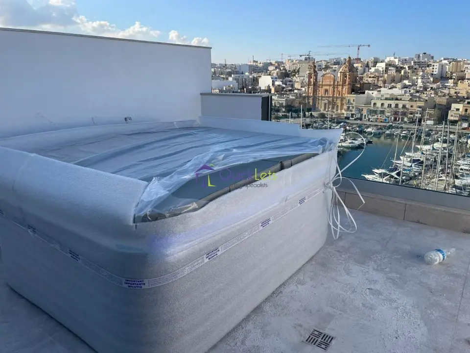 1 bedroom Penthouse to rent in Pieta