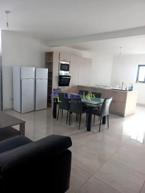 3 bedroom Penthouse to rent in Msida