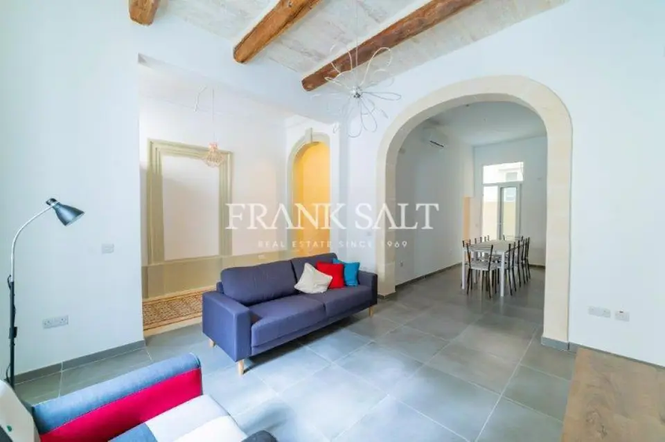 Sliema, Furnished Town House