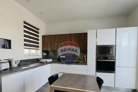 2 Bedroom Penthouse For Sale in Mosta
