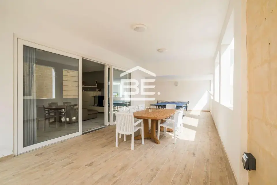 4 bedroom Apartment to rent in Marsascala