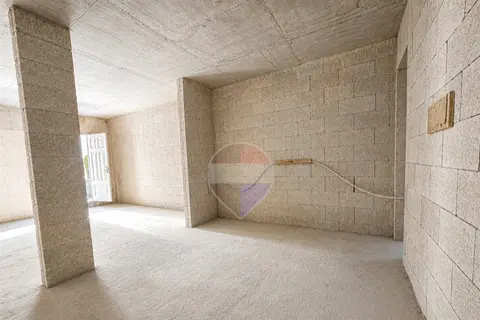 1 Bedroom Maisonette For Sale in Hamrun