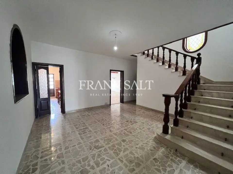 Swieqi, Finished Terraced House