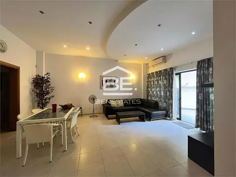 2 bedroom Maisonette to rent in St. Julians