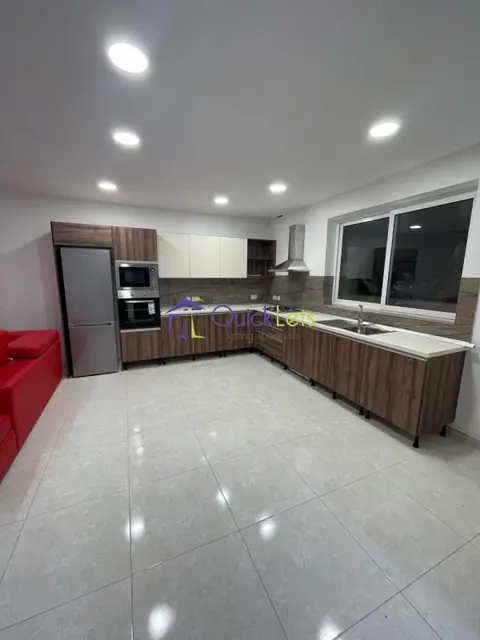 3 bedroom Apartment to rent in Zebbug