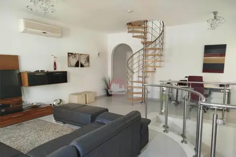 3 Bedroom Maisonette For Sale in Swieqi