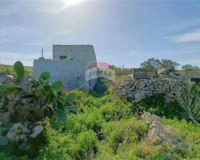 3 bedroom Farmhouse for sale in Xghajra