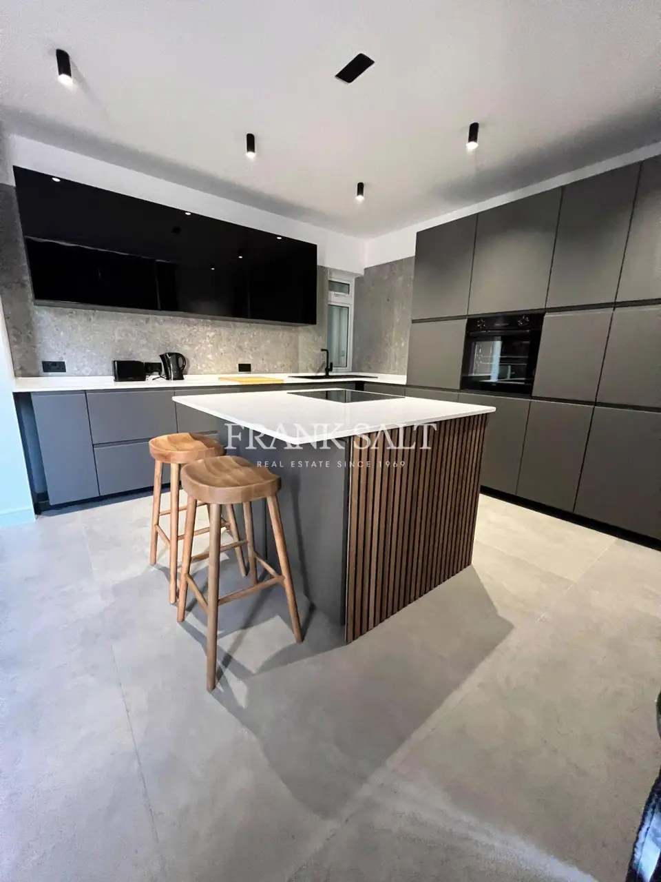 San Gwann, Apartment