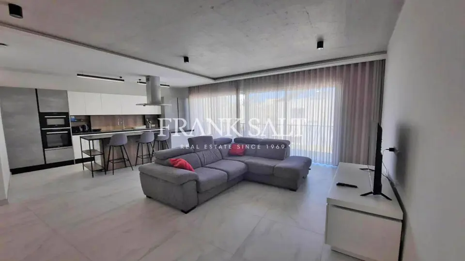 Mosta, Furnished Apartment