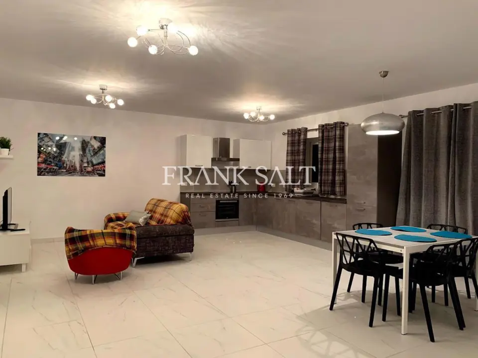 3 bedroom Apartment to rent in Ta' Xbiex