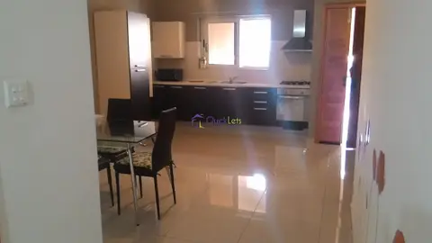 3 bedroom Maisonette to rent in Paola