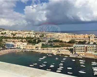 2 bedroom Penthouse to rent in St Julian's