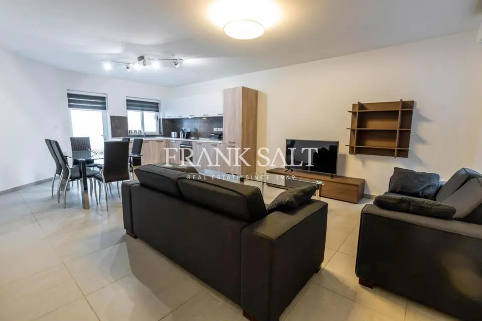 Swieqi, Furnished Apartment