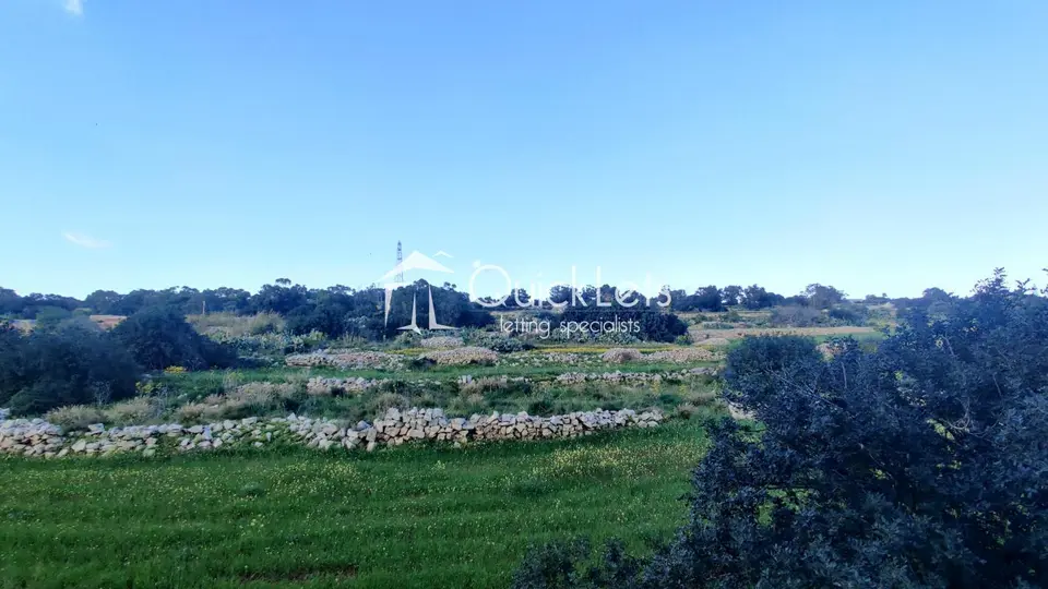 3 bedroom Apartment to rent in Iklin