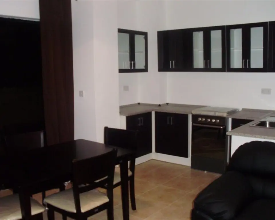 2 bedroom Penthouse to rent in Msida