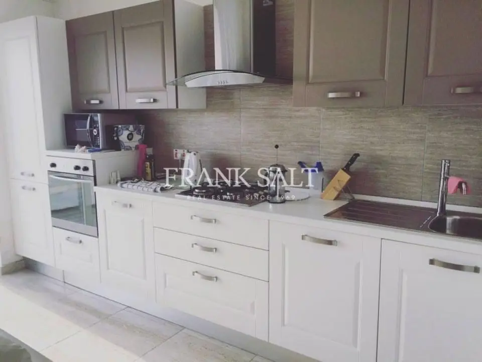 Sliema, Furnished Penthouse