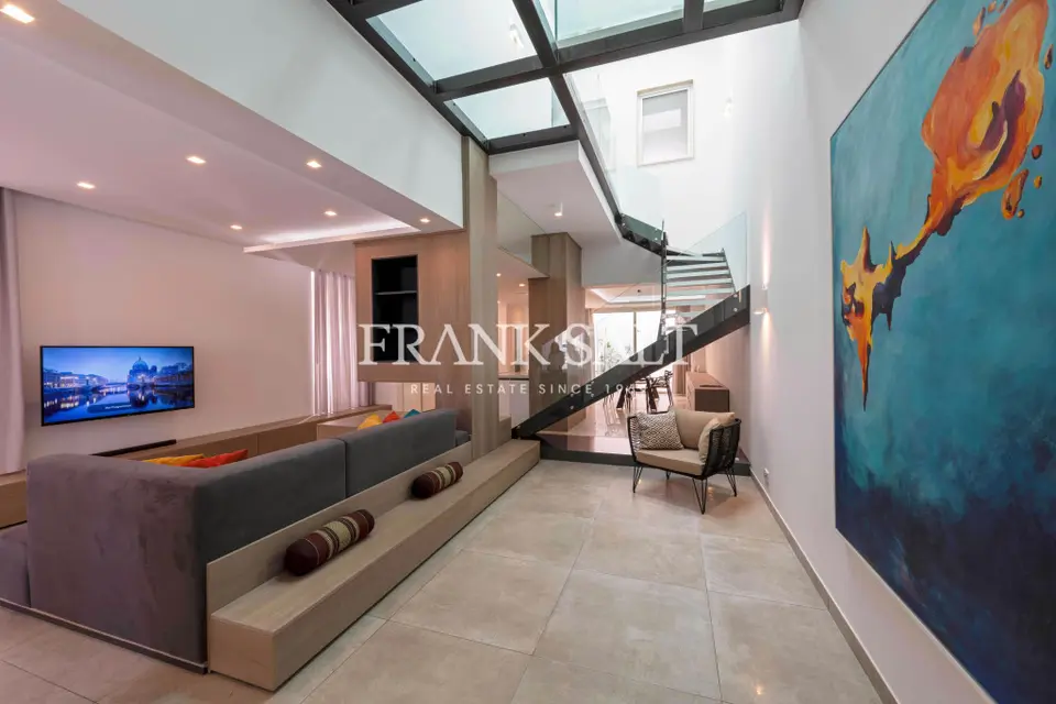 Sliema, Furnished Terraced House