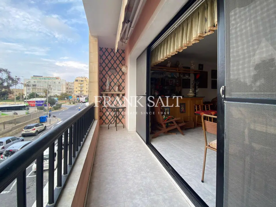 Qawra, Apartment