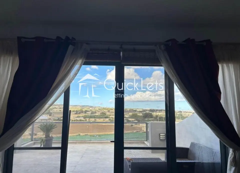 3 bedroom Penthouse to rent in Zebbug