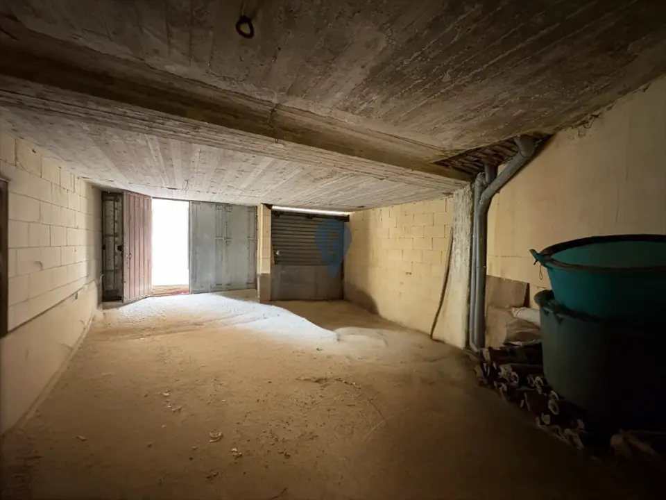 Garage/Parking Space for sale in Gozo - Marsalforn
