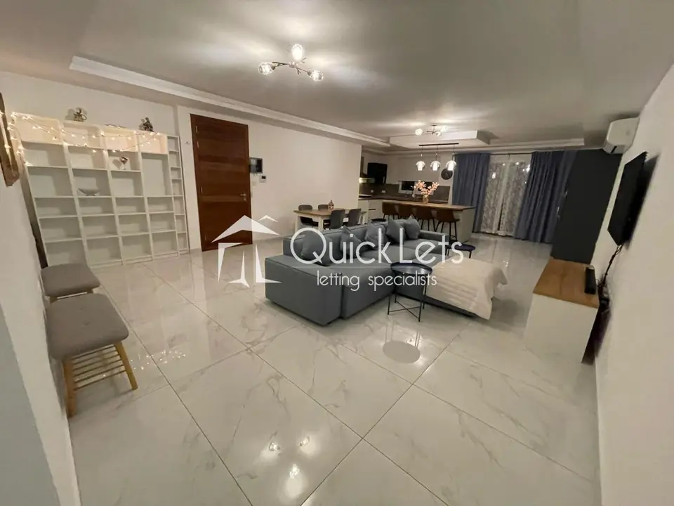 4 bedroom Apartment to rent in St. Julians