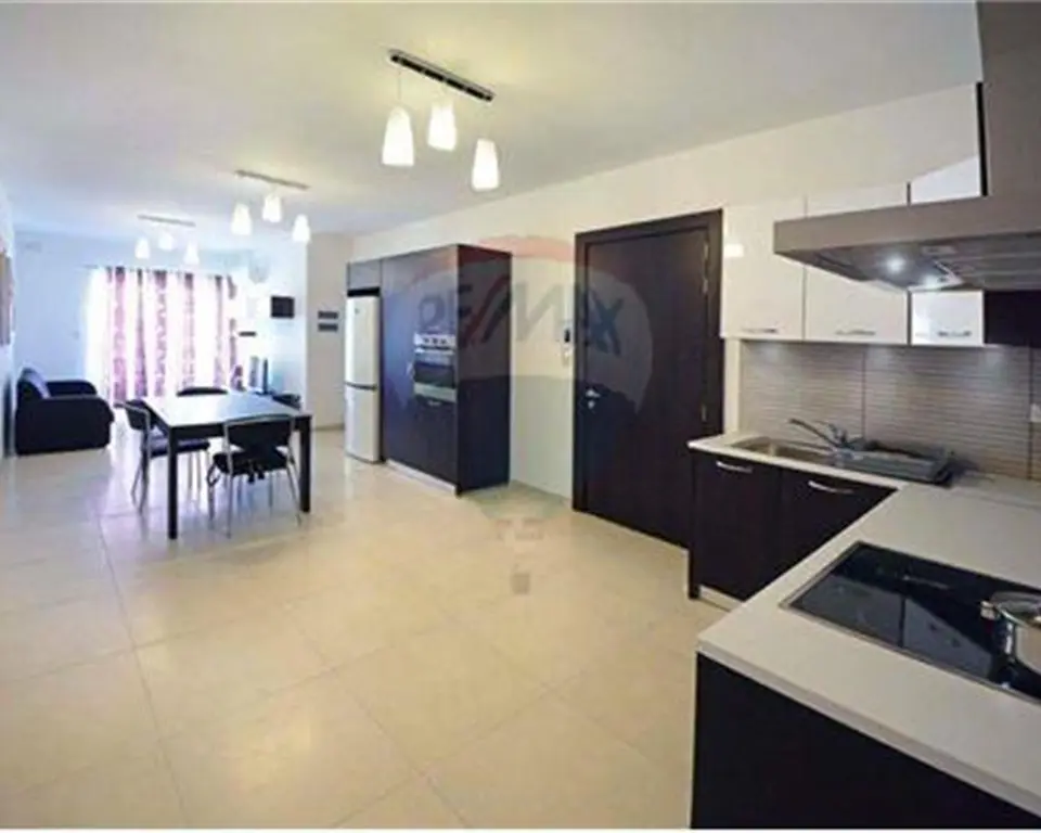 2 bedroom Apartment to rent in St Julian's