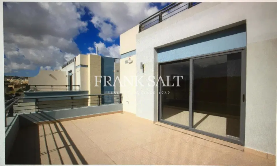 Swieqi, Unfurnished Maisonette