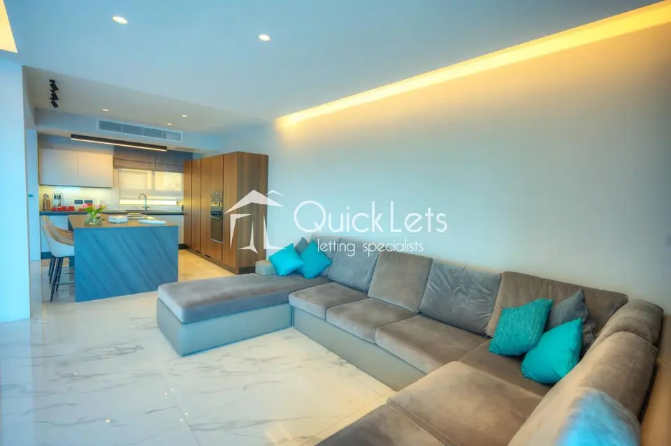 4 bedroom Apartment to rent in Sliema