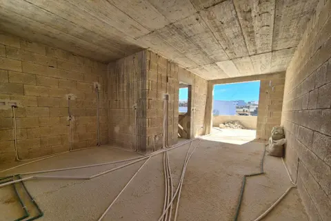2 Bedroom Penthouse For Sale in Birkirkara